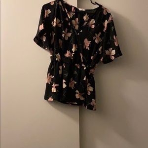 Black flowered synced waisted top